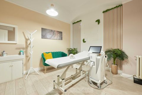 Salon gallery image 1