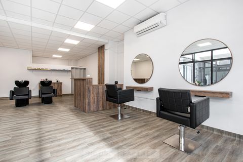 Kaderníctvo HAIRSTORYmb