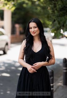 Livia Hîrcan Nail Expert