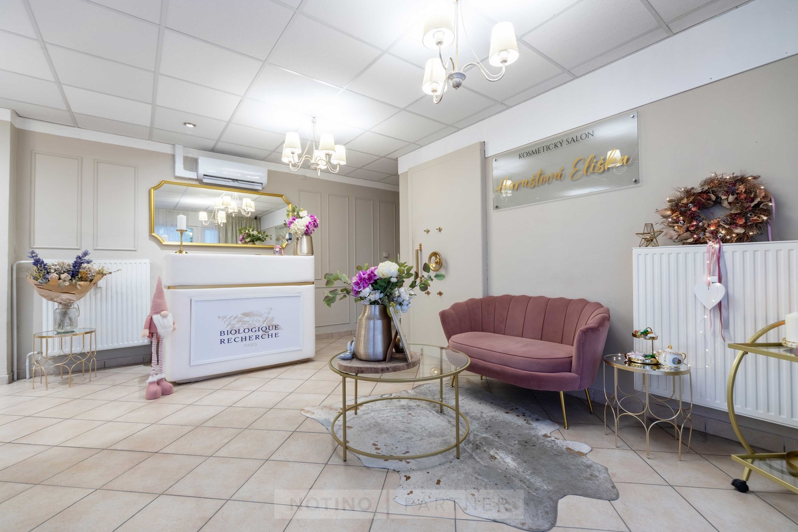 Lashroom Ellie – salon