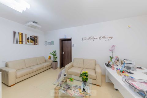 Aesthetique Therapy