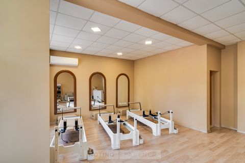 Bloom Reformer Pilates