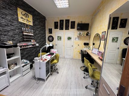 Nails Salon By Dyana