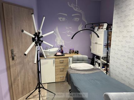 Salon Miláno Zbiroh