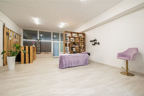 Salón krásy AURA