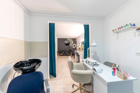 Ella Lupu Make Up Academy