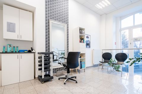 Beauty Room