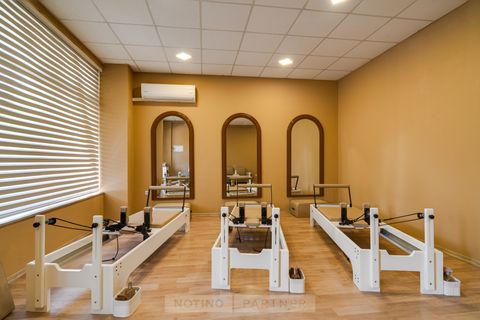 Bloom Reformer Pilates